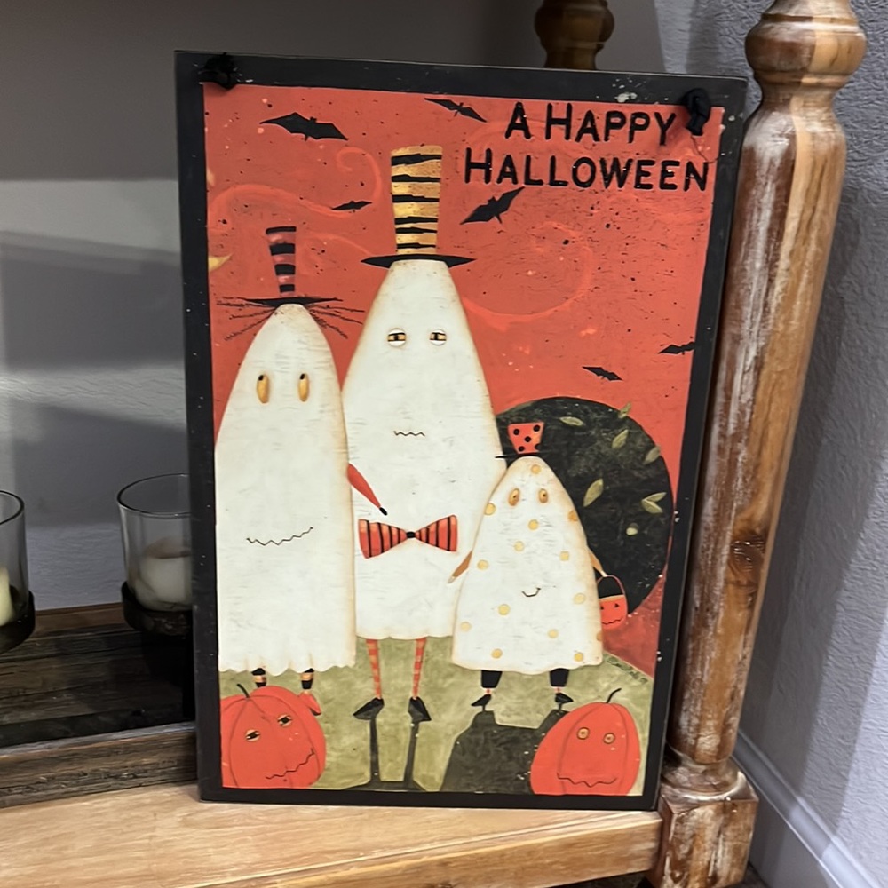 Halloween ghost and pumpkin sign